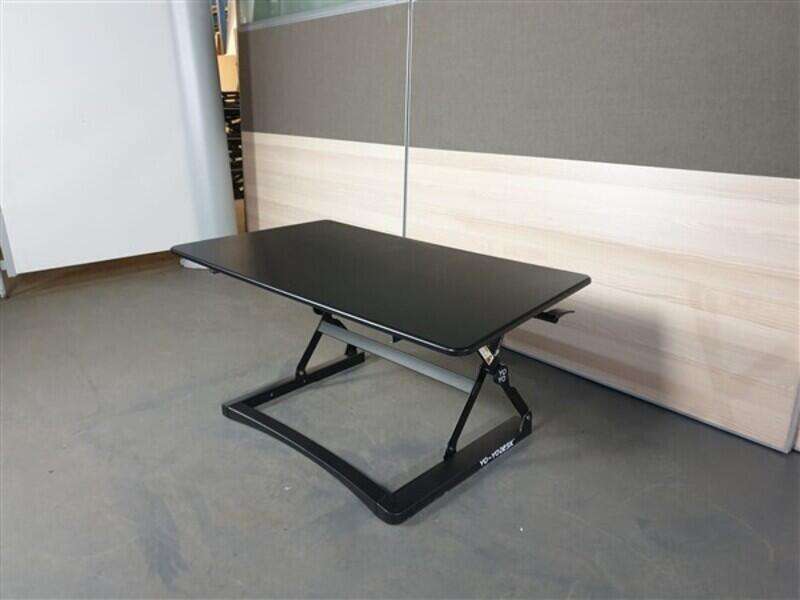 Yo-Yo Classic Sit Stand Angled Desk Black