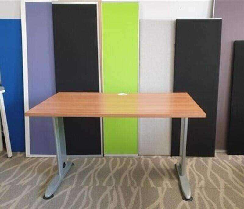 Basic Package of desk and chair