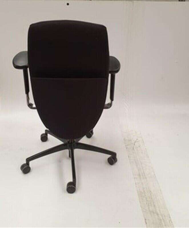 Komac black adjustable chair