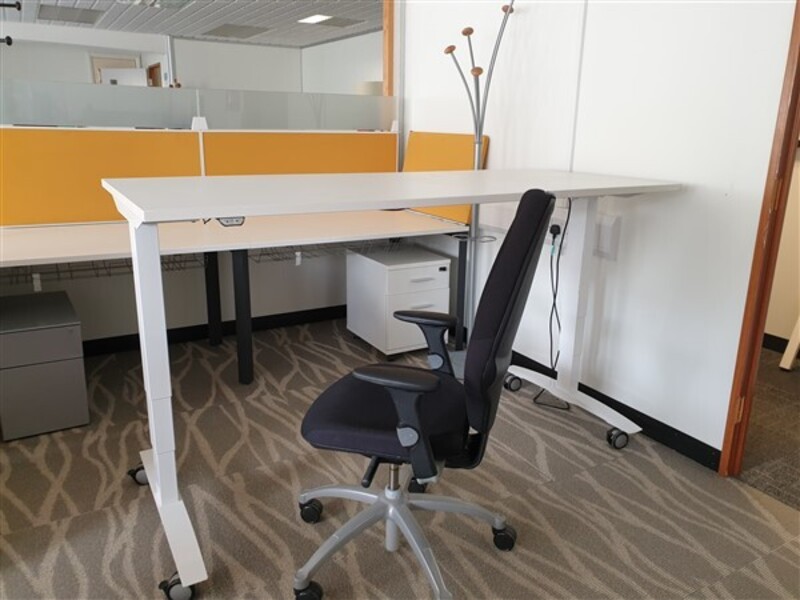 Executive Package Plus  electric desk and choice of chair