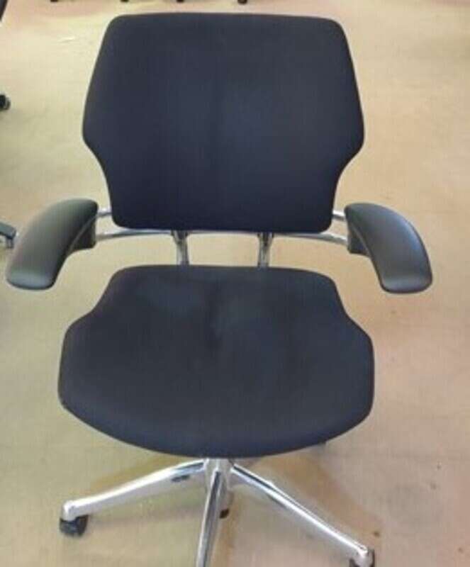 Humanscale Freedom midback task chair in blackchrome