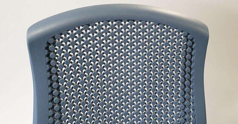 Celle non upholstered seat