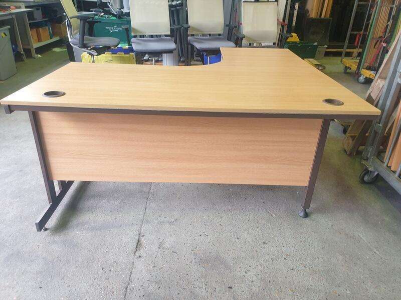 Oak Corner Desk Complete With Desk High Pedestal