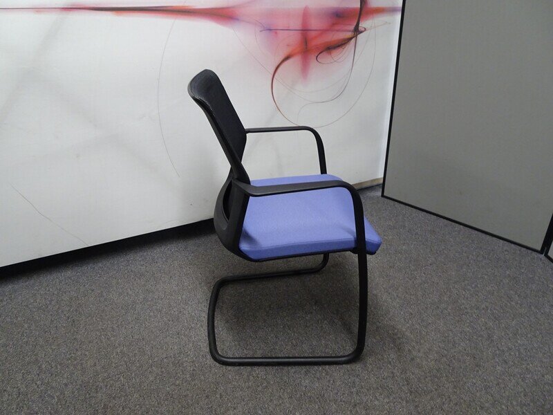 Orangebox Workday Meeting Chair in Violet & Black