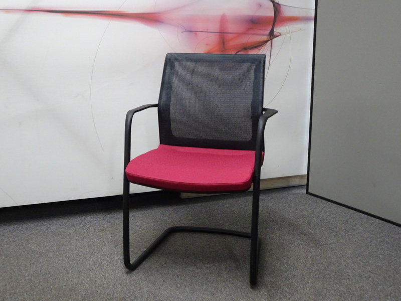 Orangebox Workday Meeting Chair in Burgundy & Black