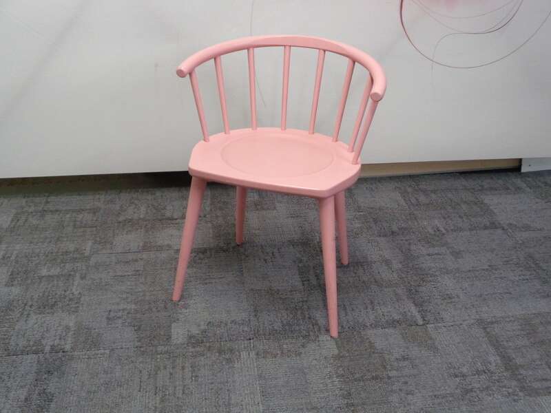 Andy Thornton pink W. lounge chair 