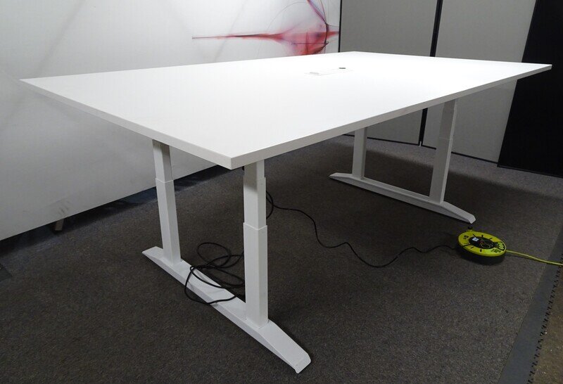 2400w mm Flexiform Jot-Up Meet Electric Sit / Stand Desk
