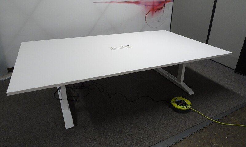 2400w mm Flexiform Jot-Up Meet Electric Sit / Stand Desk