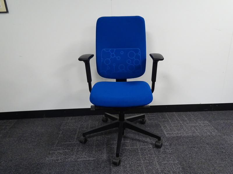 Steelcase Reply Operator Chair in Royal Blue