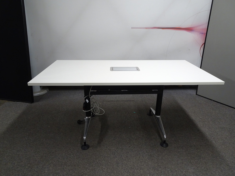 1600w mm White Meeting Table