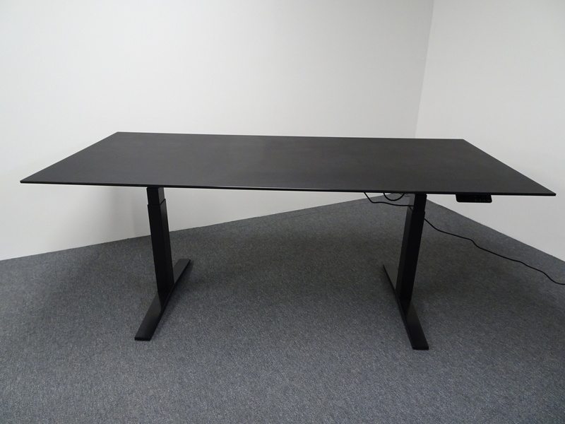 2000w mm Black Electric Sit / Stand Desk