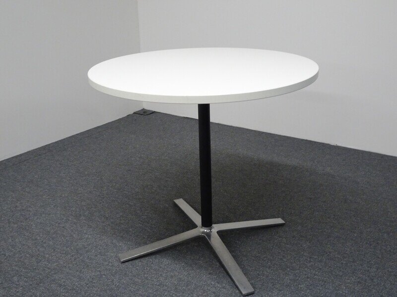 800dia mm Circular Table with White Top & Chrome Base
