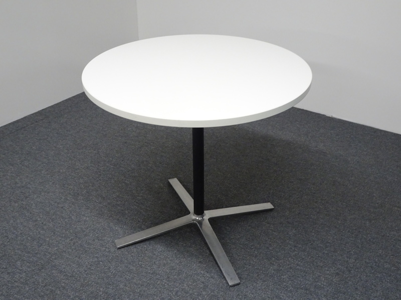 800dia mm Circular Table with White Top amp Chrome Base