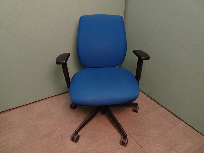 Sven Fusion Operator Chair in Royal Blue