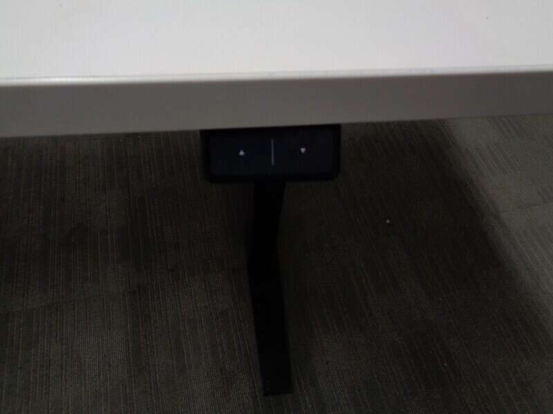 Herman Miller Sit / Stand Desk 1800w