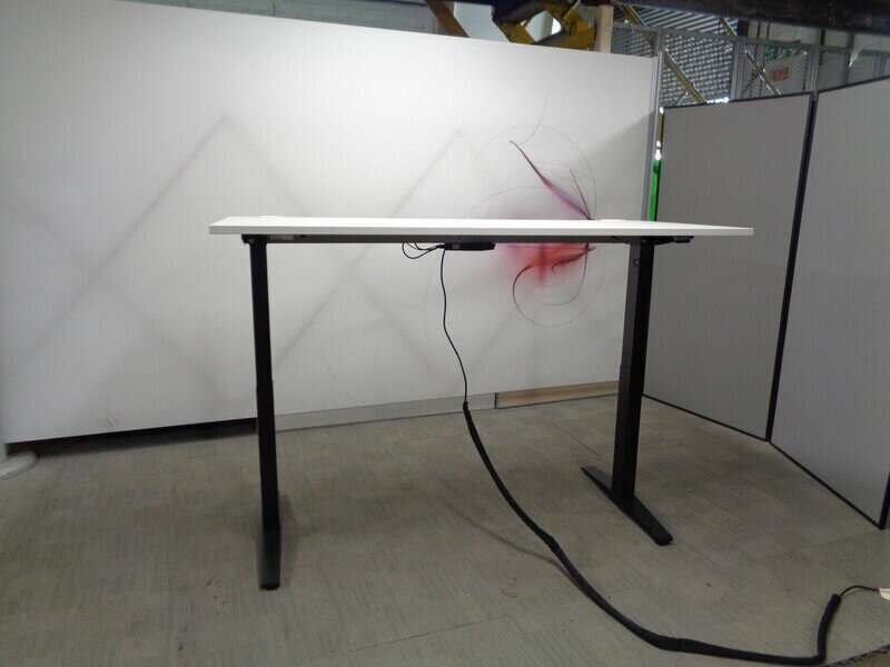 Herman Miller Sit / Stand Desk 1800w