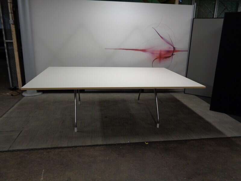 2400 x 1600mm White / Maple Edge Boardroom Table