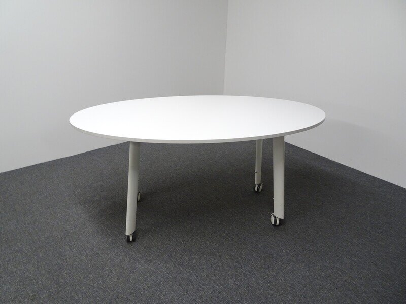 1500w mm Mobile Oval White Meeting Table