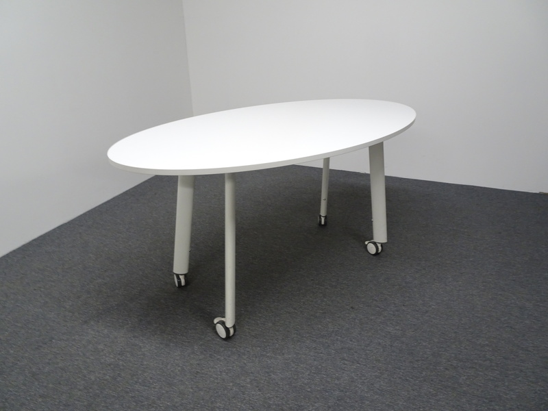 1500w mm Mobile Oval White Meeting Table