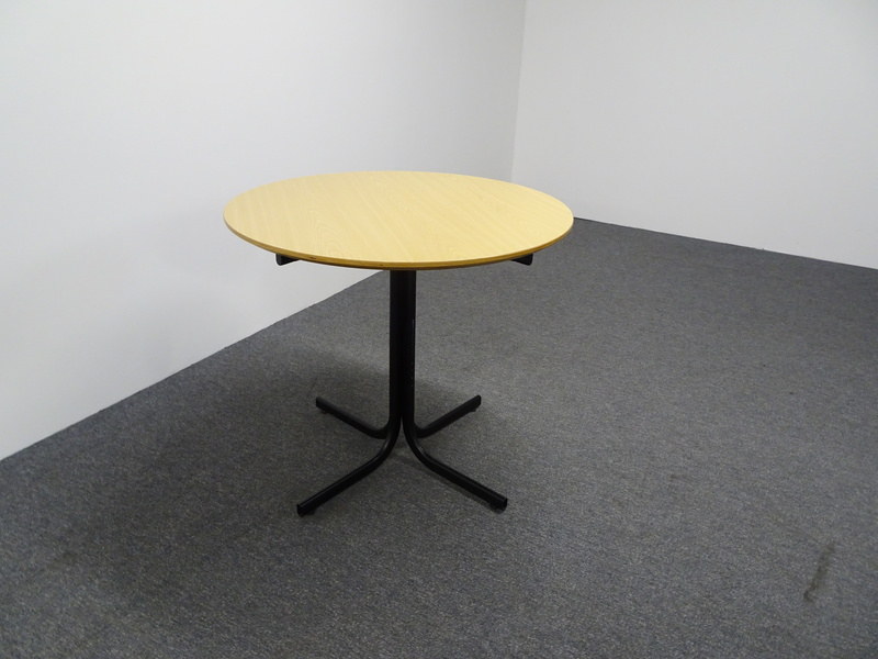800dia mm Circular Table with Maple Top