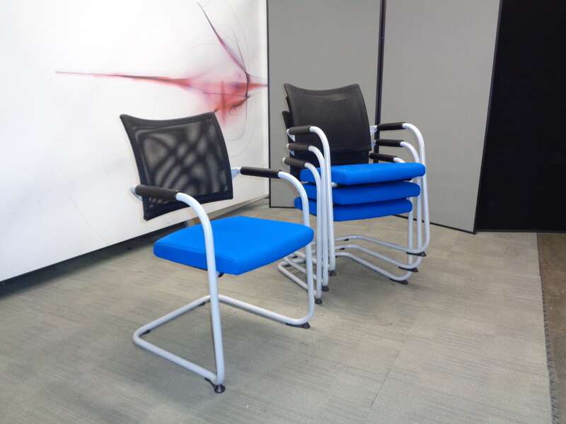 Dauphin Teo Stacking Meeting Chair
