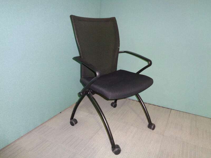Hayworth Comforto 99 Nesting Meeting Chair in Black