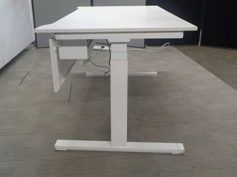 Electric Sit / Stand Desk 1600w mm