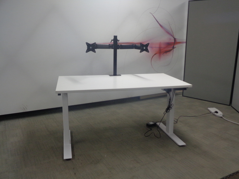 Electric Sit nbspStand Desk with Extendable Beam