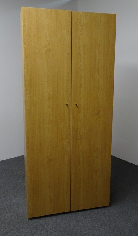1800h mm 2 Door Oak Cupboard