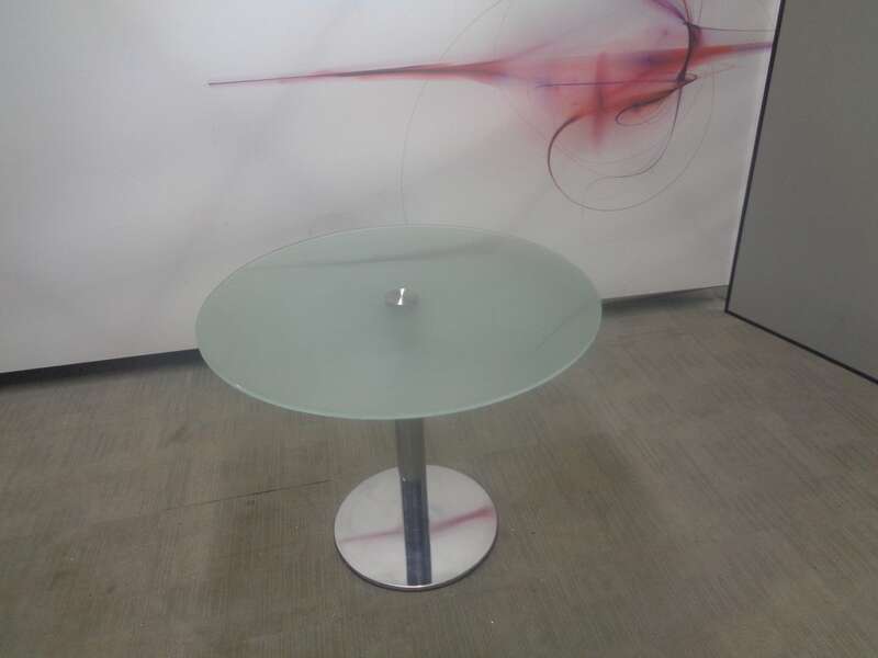 900dia mm Frosted Glass Table