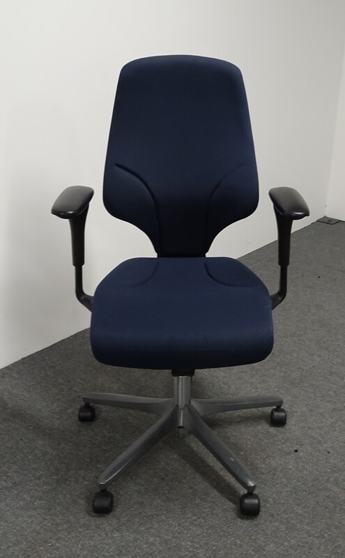 Giroflex G64 Blue Operator Chair