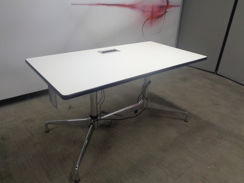 1400 x 750 mm Vitra Rectangular Meeting Table