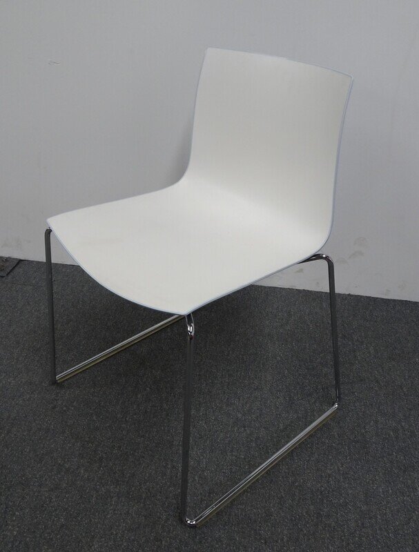 Arper Catifa 46 Bicoloured Chair in Pale Blue & White