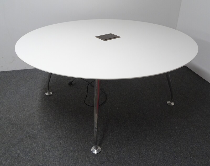 1600dia mm Circular Meeting Table with White Top