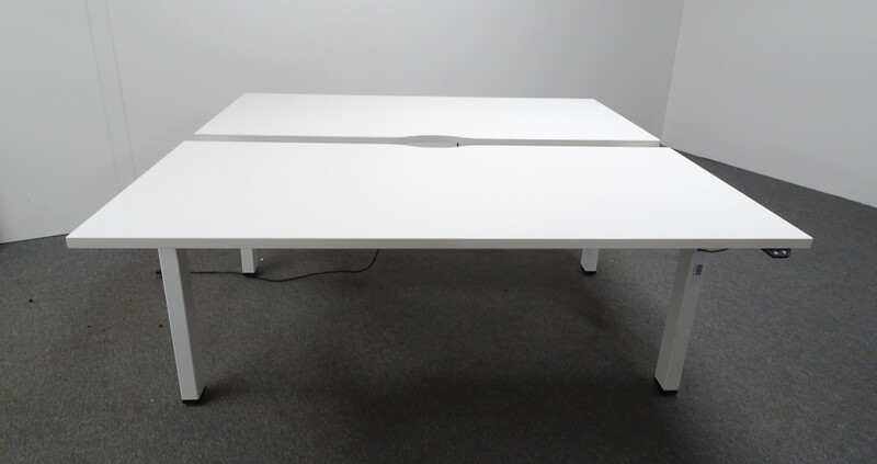 1600w mm White Back to Back Electric Sit Stand Desks