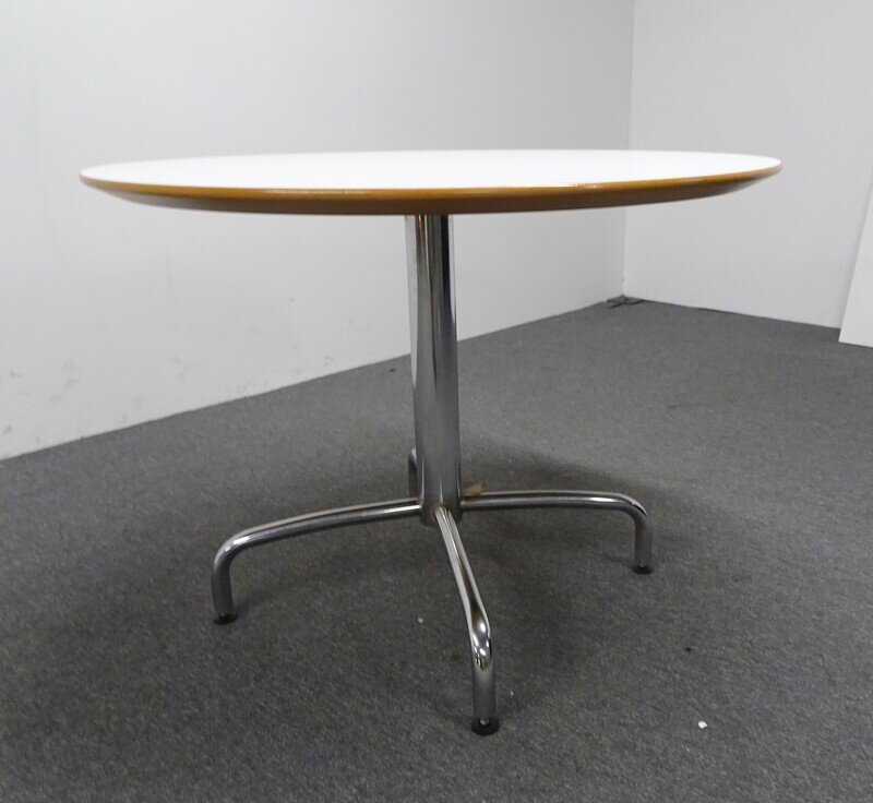 1000dia mm Circular Table with White Top & Oak Chamfered Edge