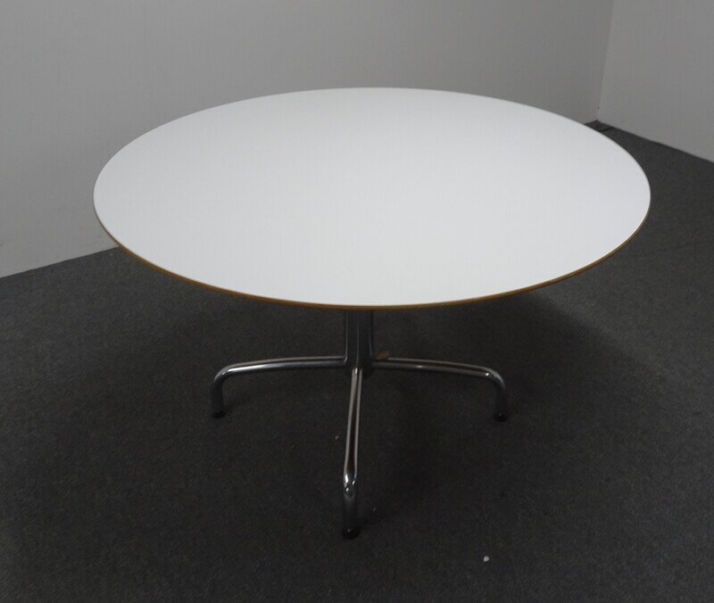 1000dia mm Circular Table with White Top & Oak Chamfered Edge