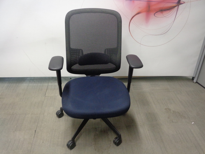 Orangebox Do Task Chair with Dark Blue Seat 