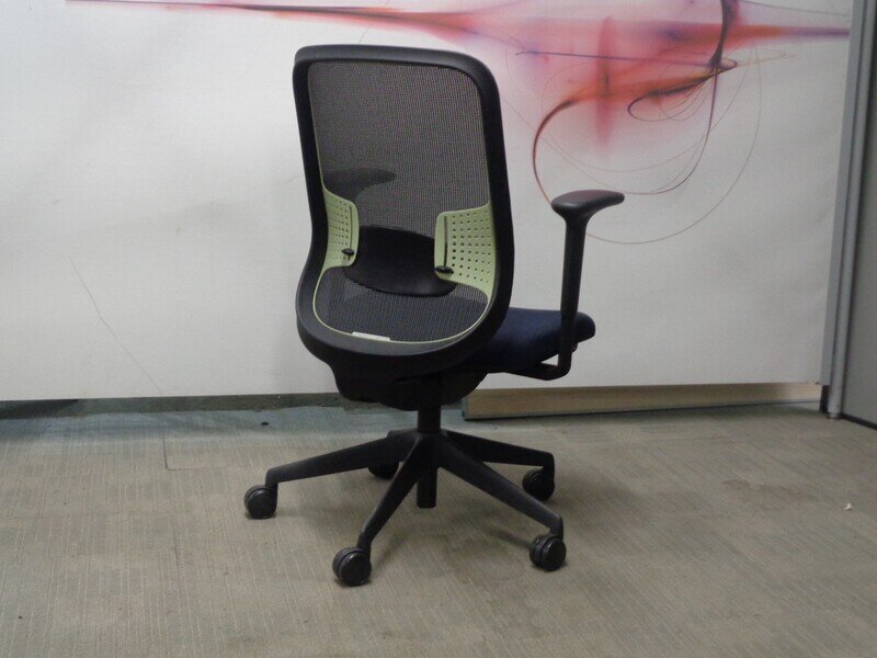 Orangebox Do Task Chair with Dark Blue Seat