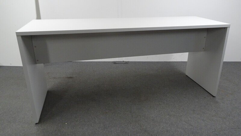 2400w mm Light Grey Poseur Table