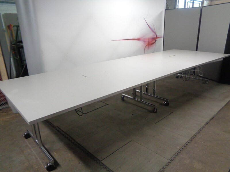 2100 x 1400 mm Grey flip Top Table