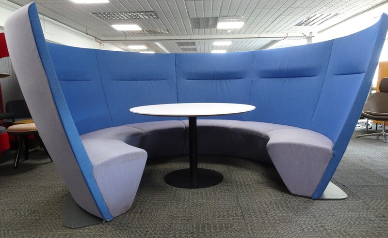 Boss Atom 6 Seat Meeting Booth amp Table