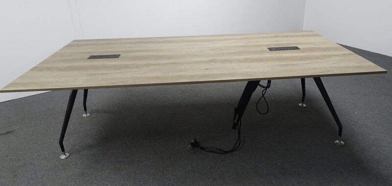 2400w mm Meeting Table Highland Oak Top