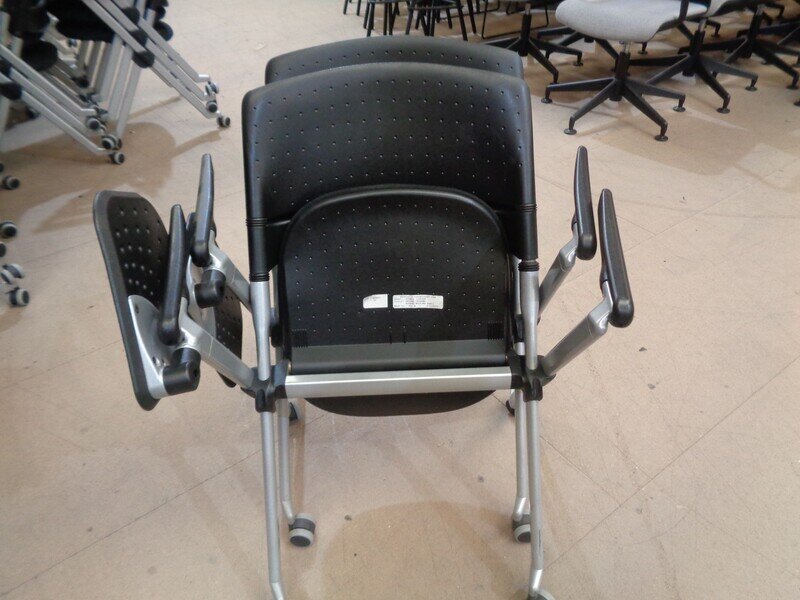 Senator Pyramid P204CA Conference Chair with Writing Tablet