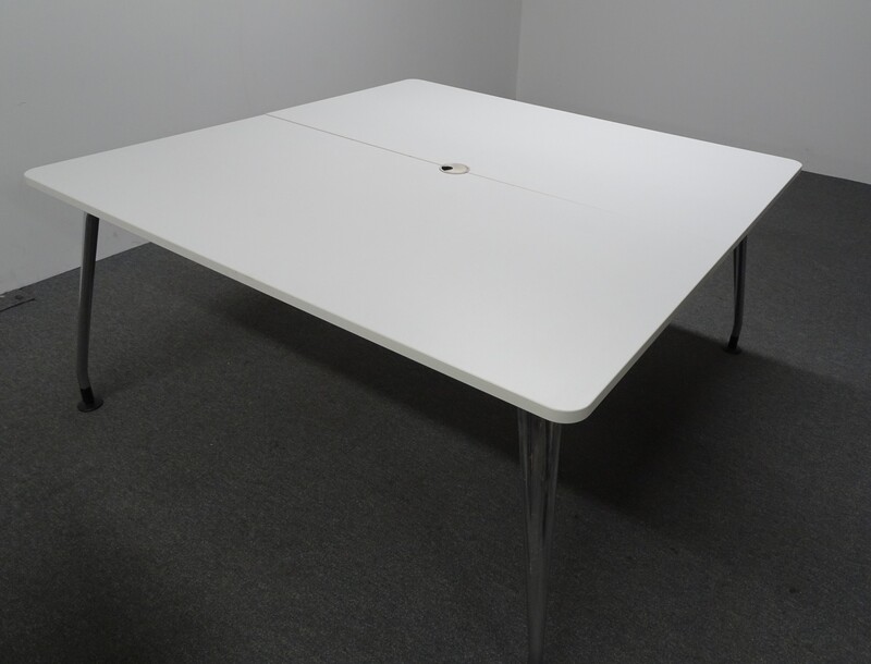 1600sq mm Square Meeting Table with White Top