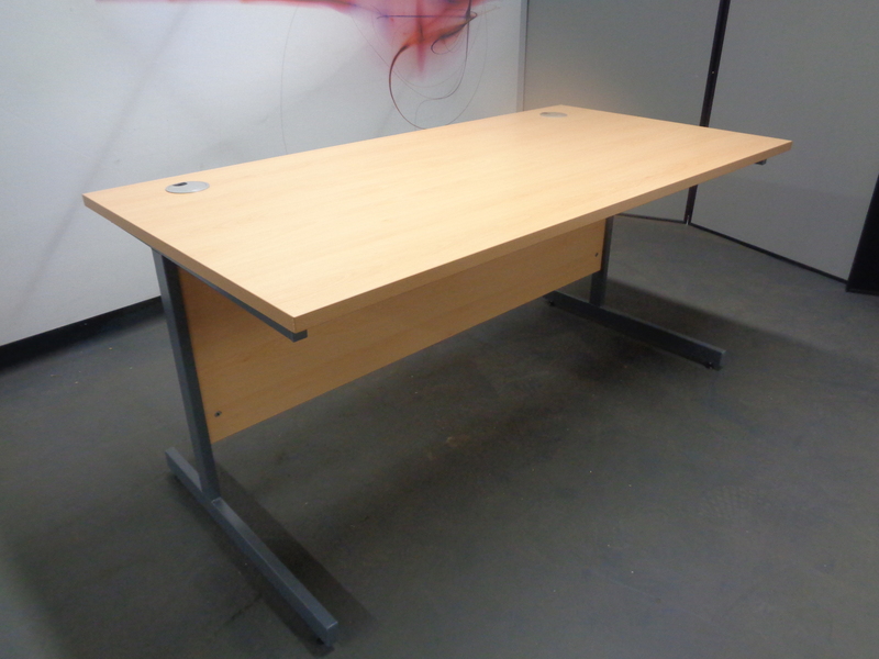 1600w mm Beech Freestanding Desk