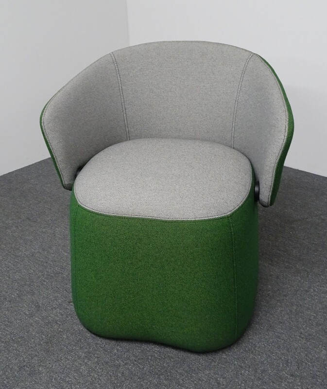 Haworth Openest Chick Chair with Folding Back