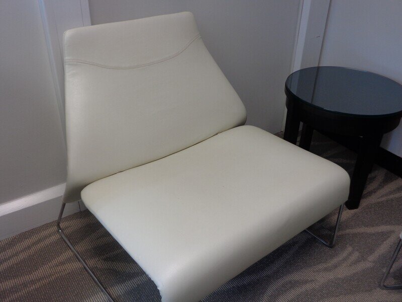 B&B Italia Cream Leather Lazy 05 Chair 