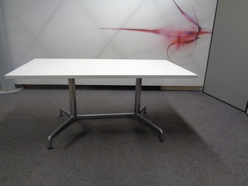 1600 x 800mm White Meeting Table