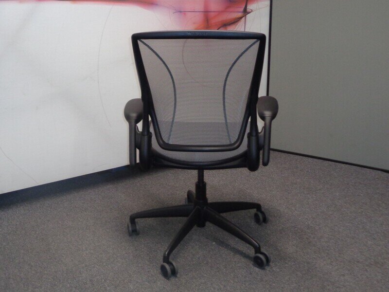 Humanscale Diffrient World Mesh Operator Chair in Grey